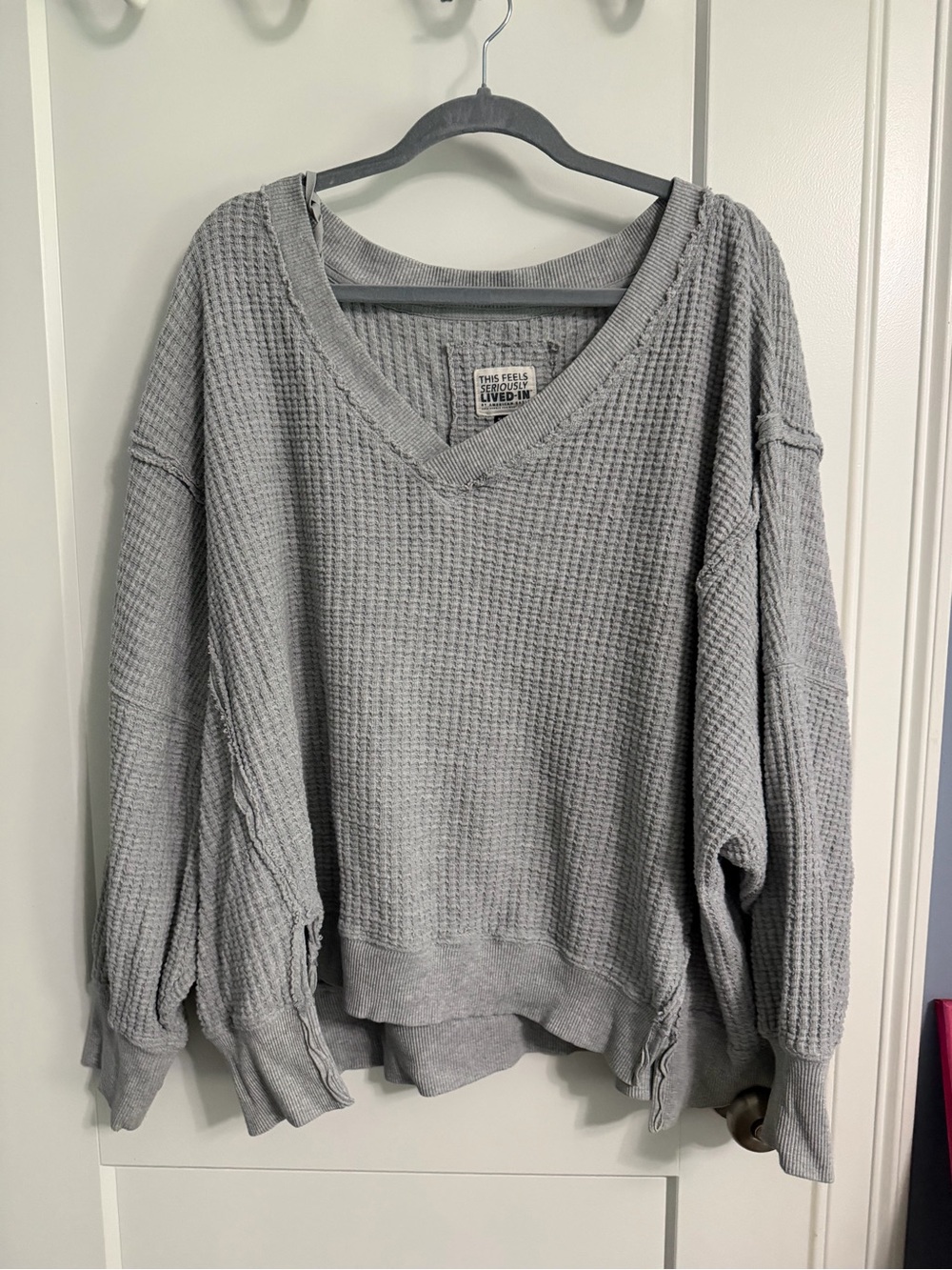 American Eagle Outfitters Gray Waffle Knit V-Neck Sweater